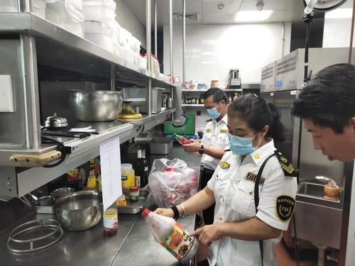 青岛市西海岸新区市场监管局开展漠视群众利益食品安全专项整治